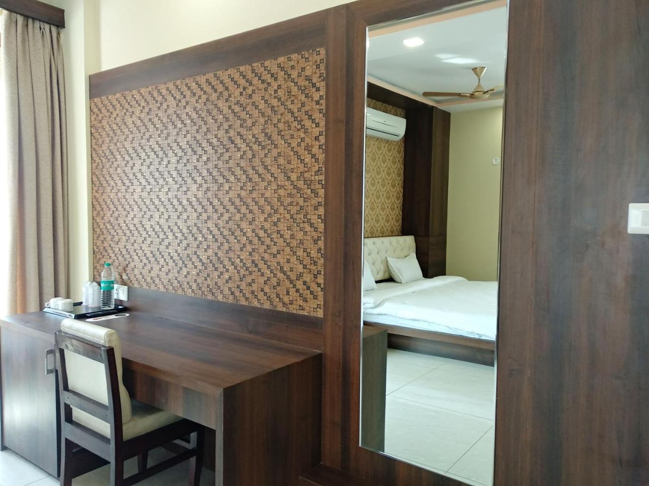 פושקאר Hotel Golden Heritance מראה חיצוני תמונה
