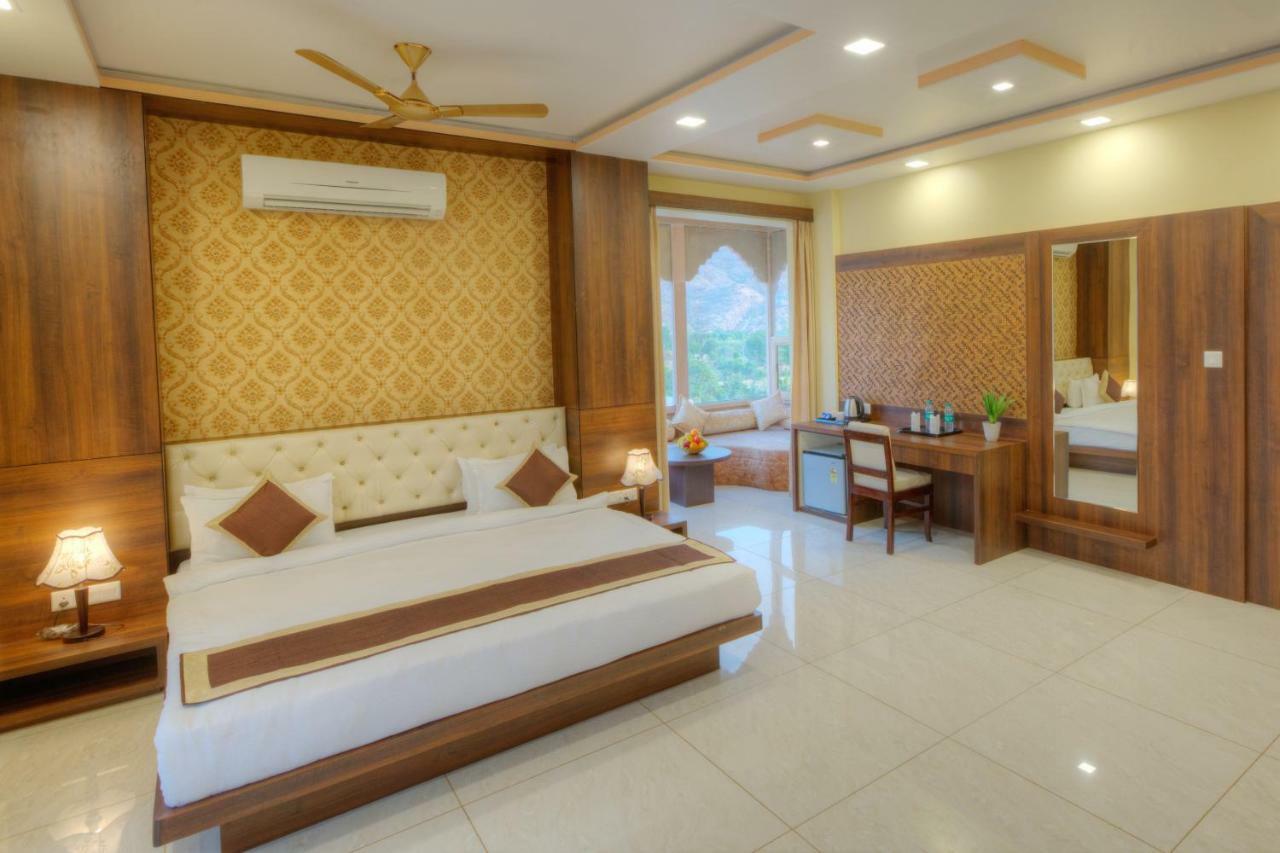 פושקאר Hotel Golden Heritance מראה חיצוני תמונה